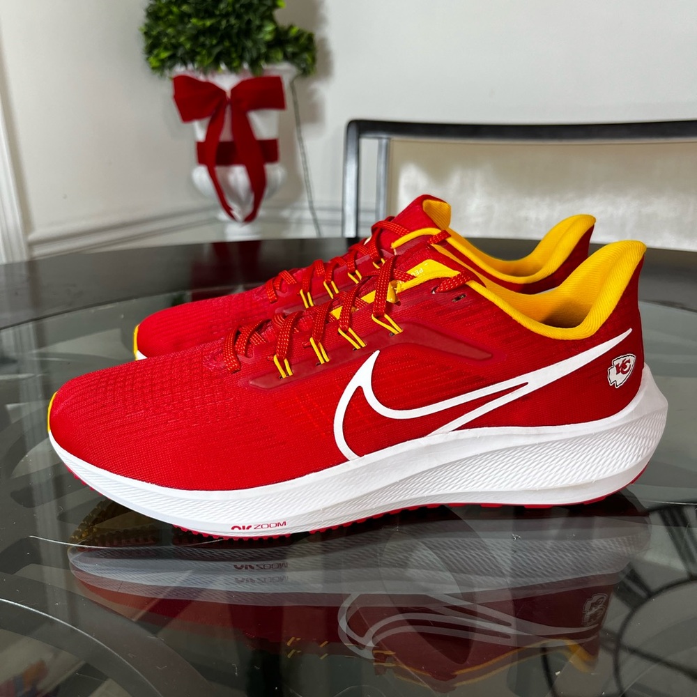 Nike NFL x Air Zoom Pegasus 39 Kansas City Chiefs Men's Size 11 NWOT